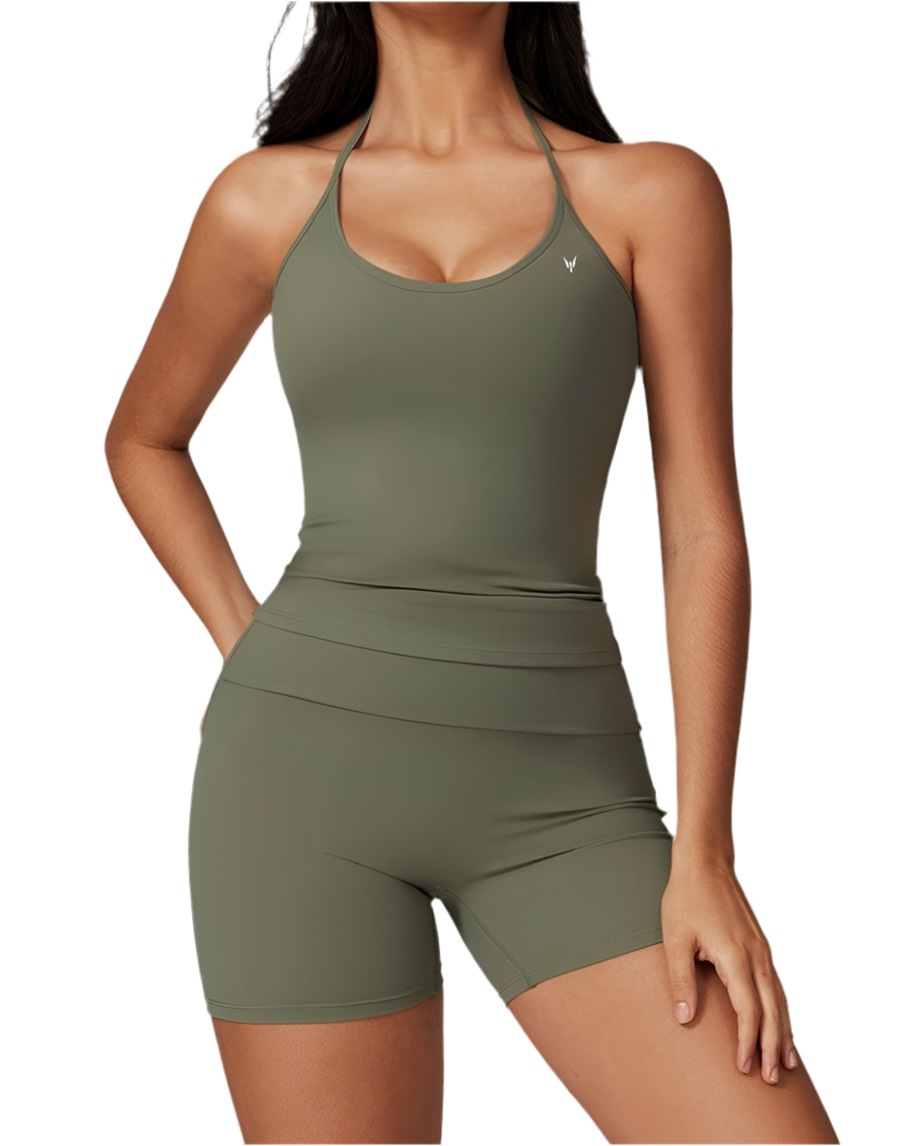 גופיית טניס וחדר כושר