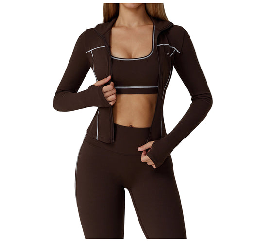 ג'קט טניס וחדר כושר