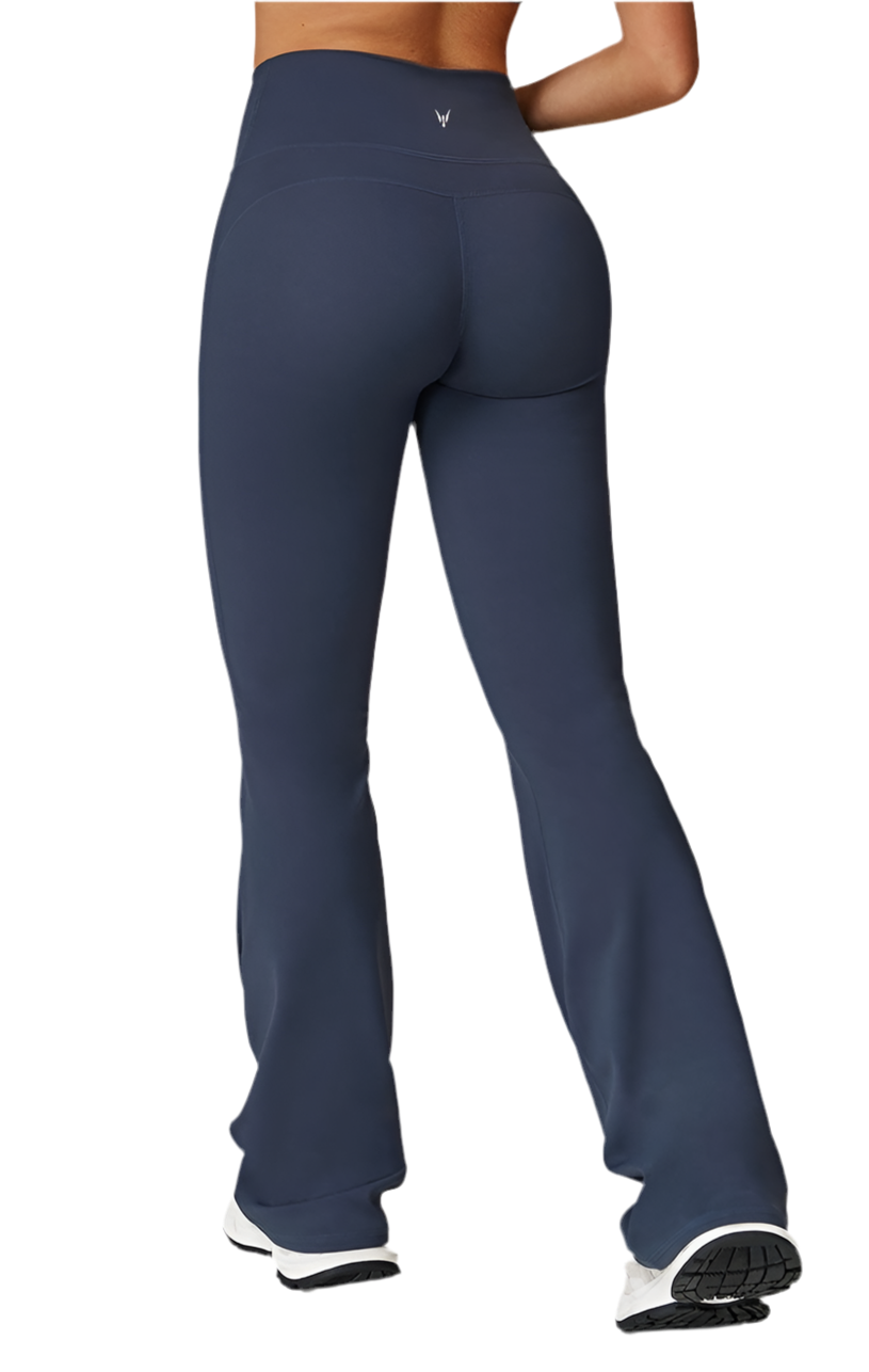 מכנס יוגה בגזרה רחבה