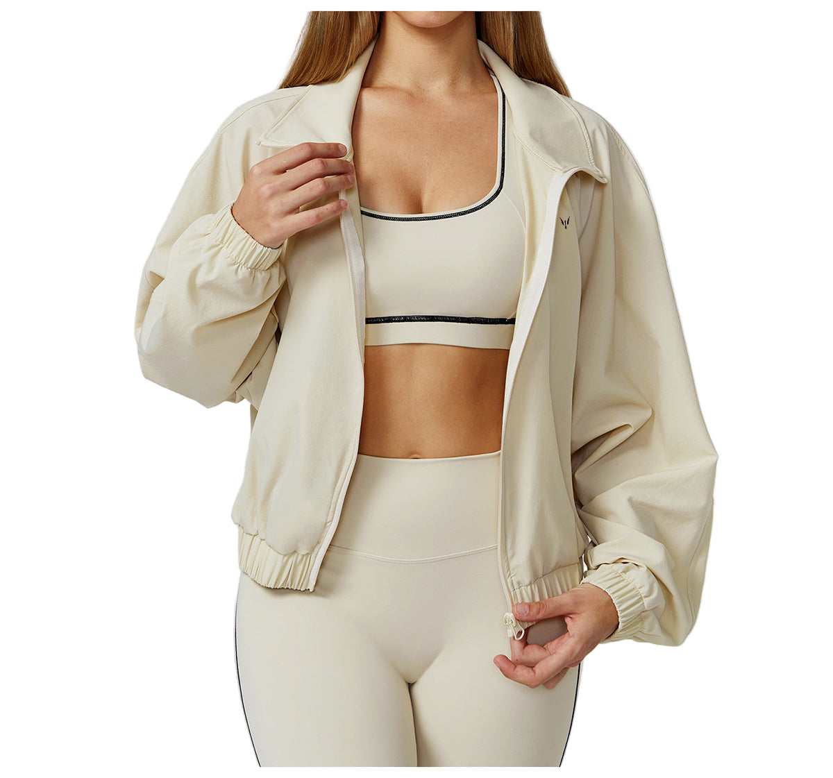 ג'קט טניס וחדר כושר