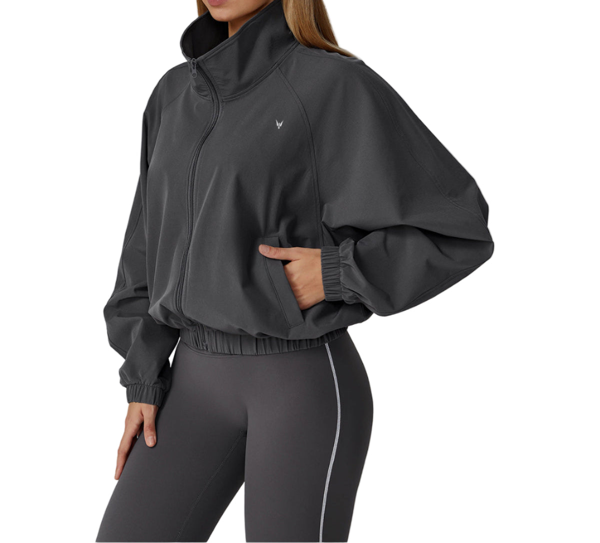 ג'קט טניס וחדר כושר