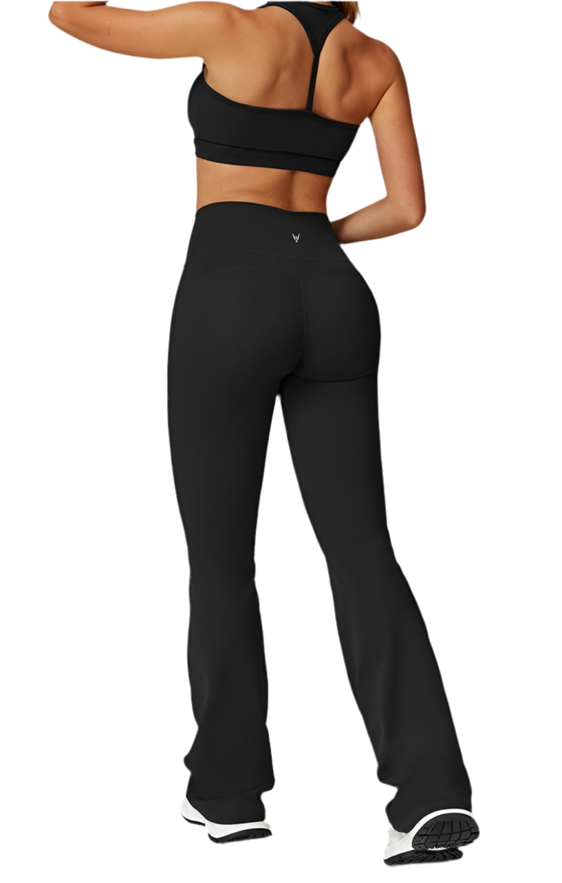 מכנס יוגה בגזרה רחבה