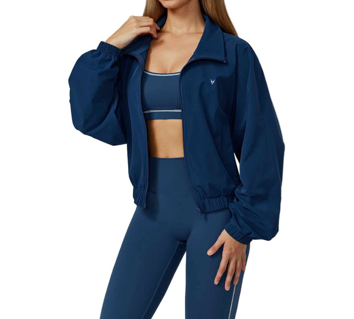 ג'קט טניס וחדר כושר